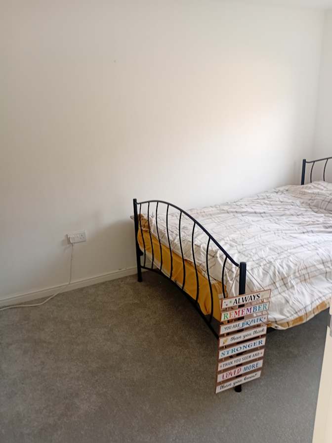 Simon's room