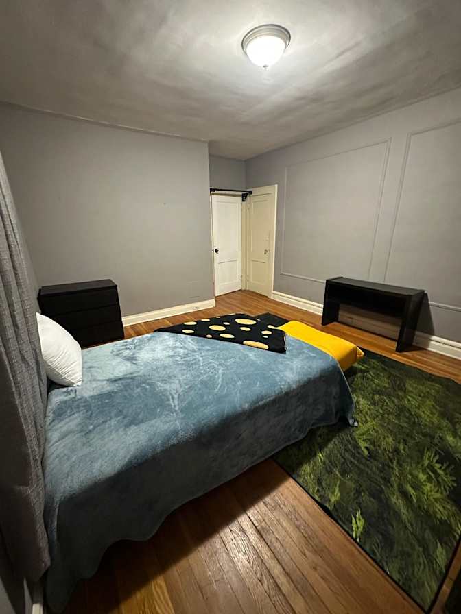 Josue's room