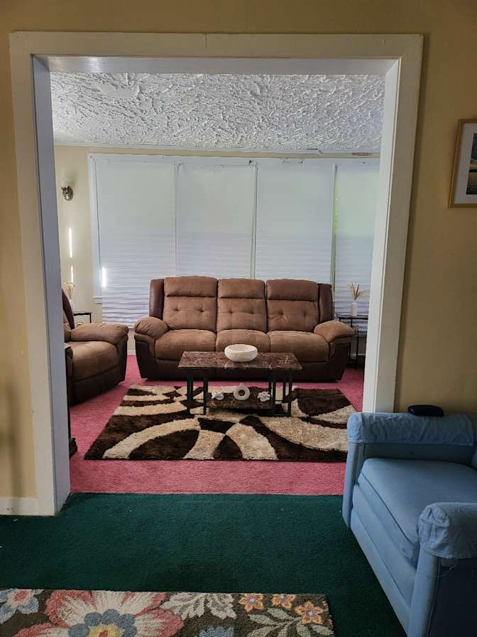 Dale's room