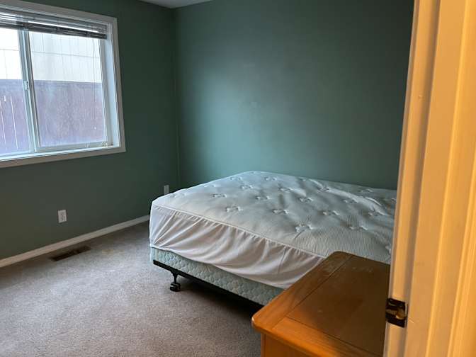 Vale's room