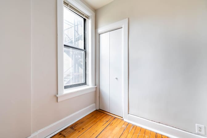 Sam June's room