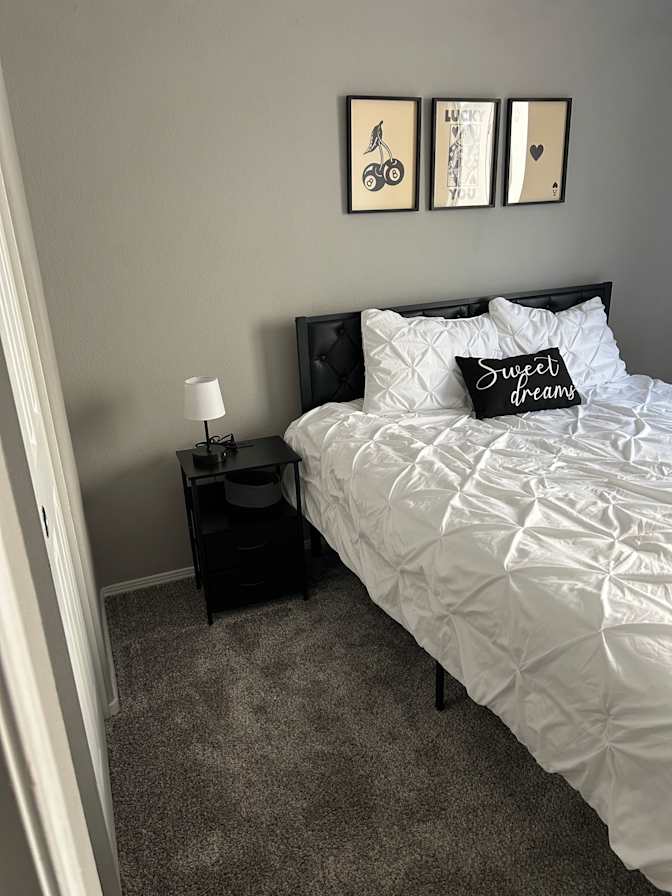 Jordyn's room
