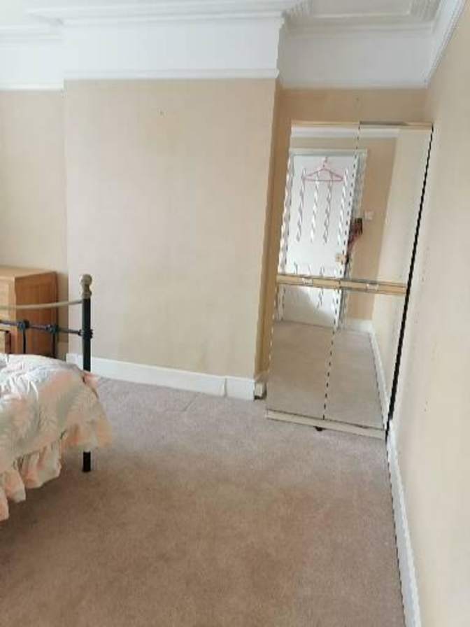 Kate's room