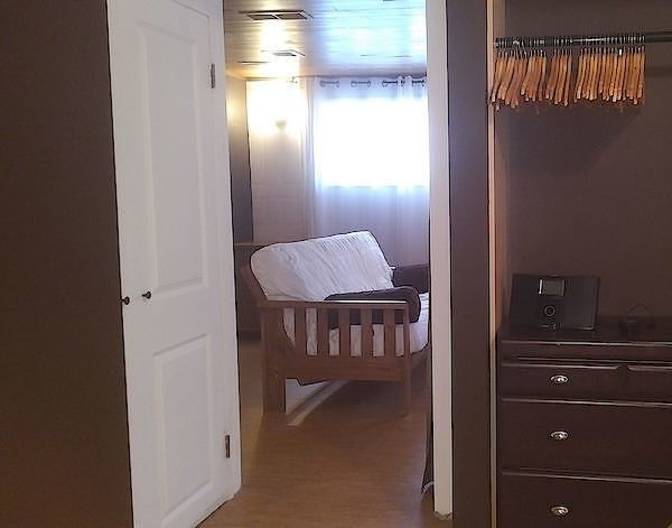 Elle's room