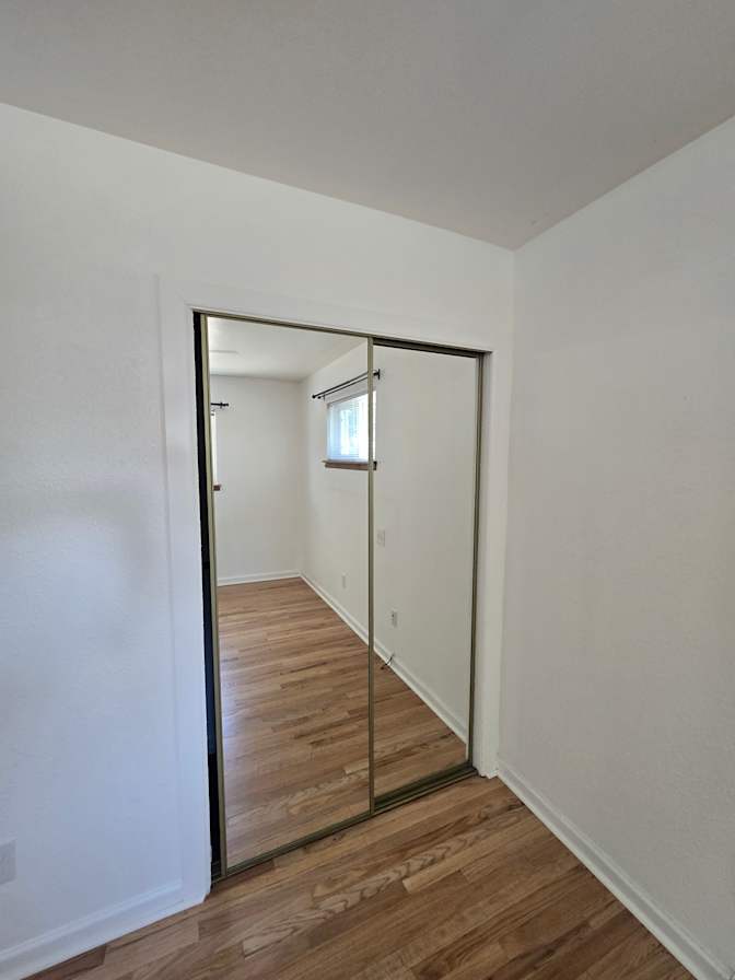 Dustin's room