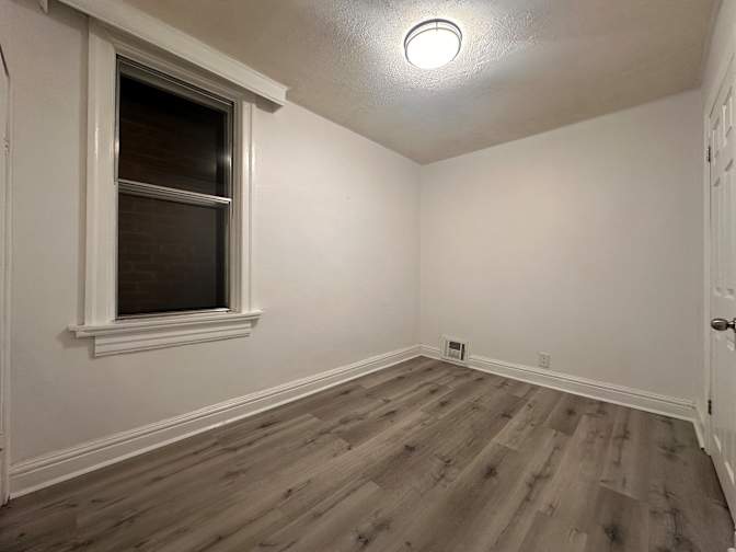 TTTNNNTTT's room