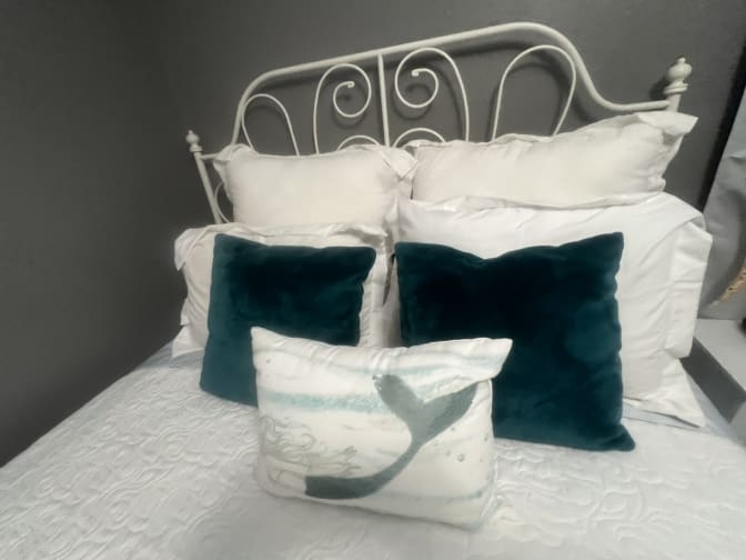 Diana's room