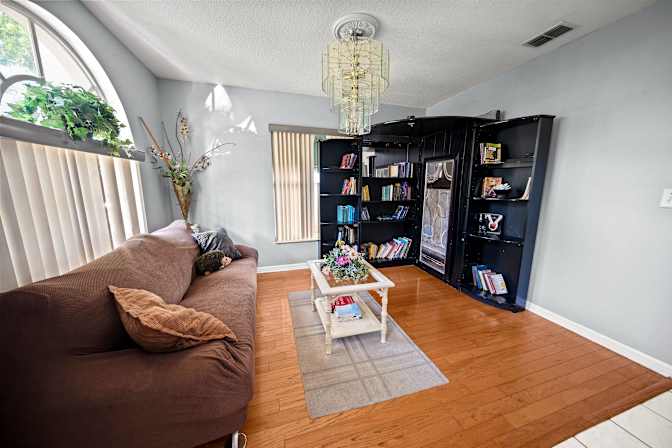 PadSplit's room