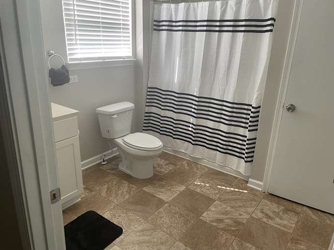 Alcove Rooms's room