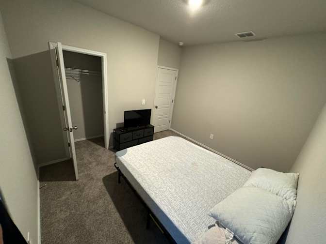 Summer's room