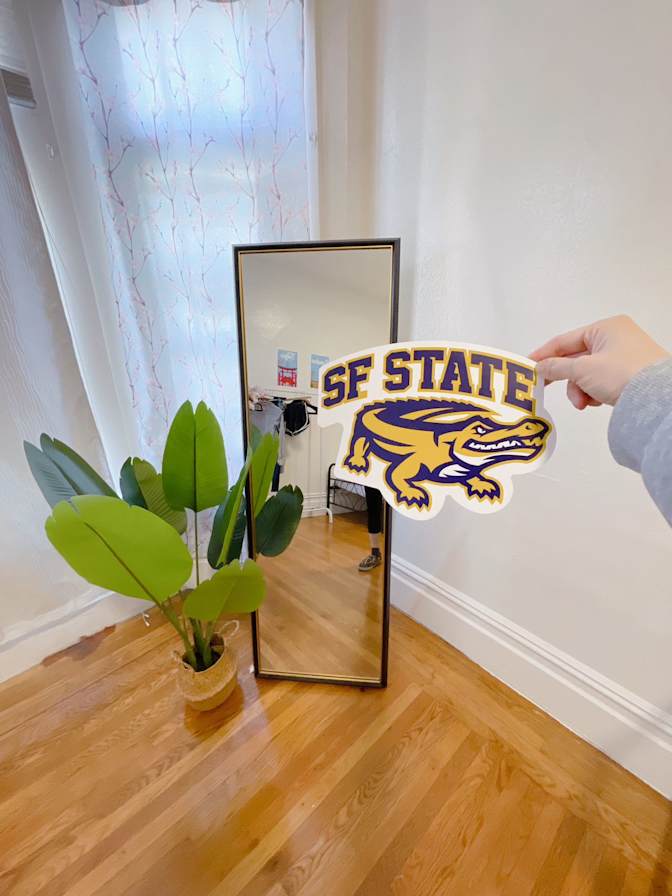 Suzie  Leung's room