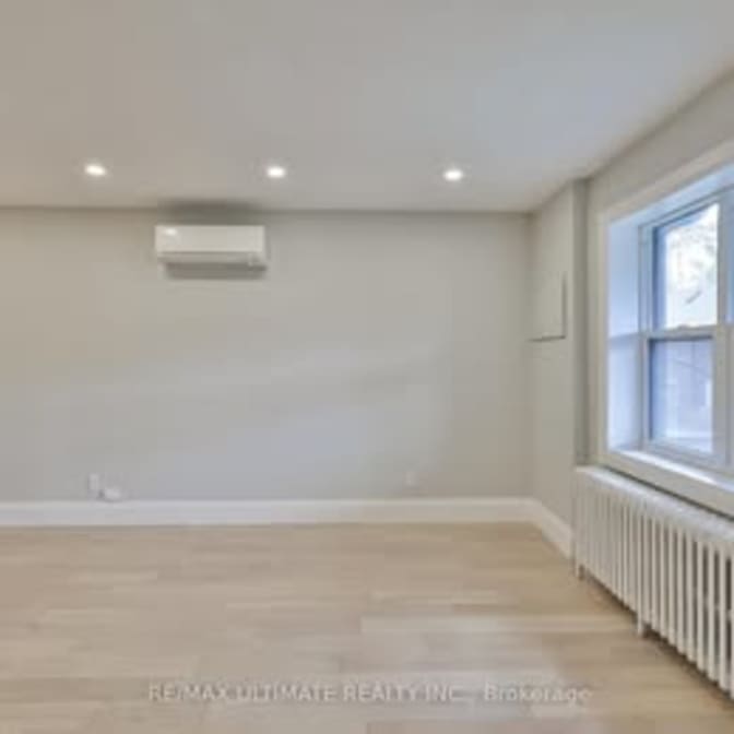 Stephen's room