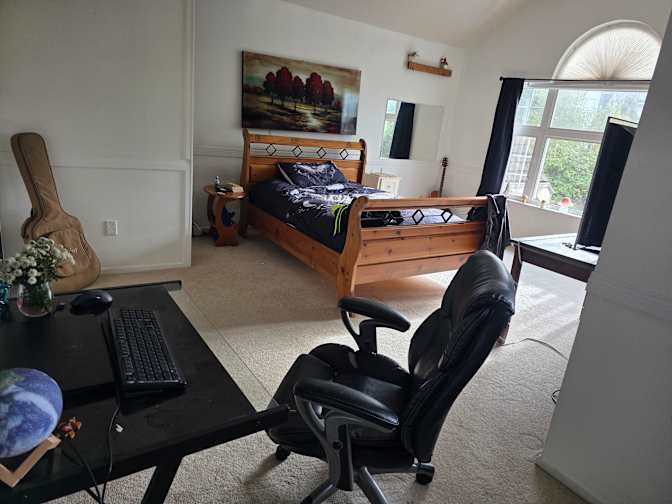 Lisa's room