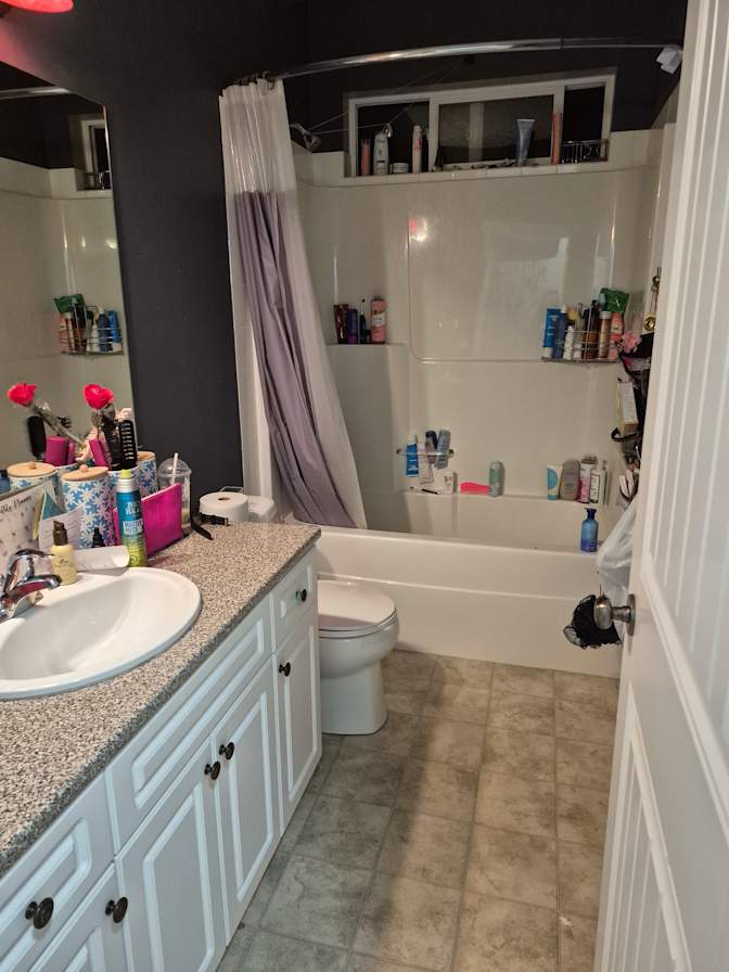 Tracy Andersen's room