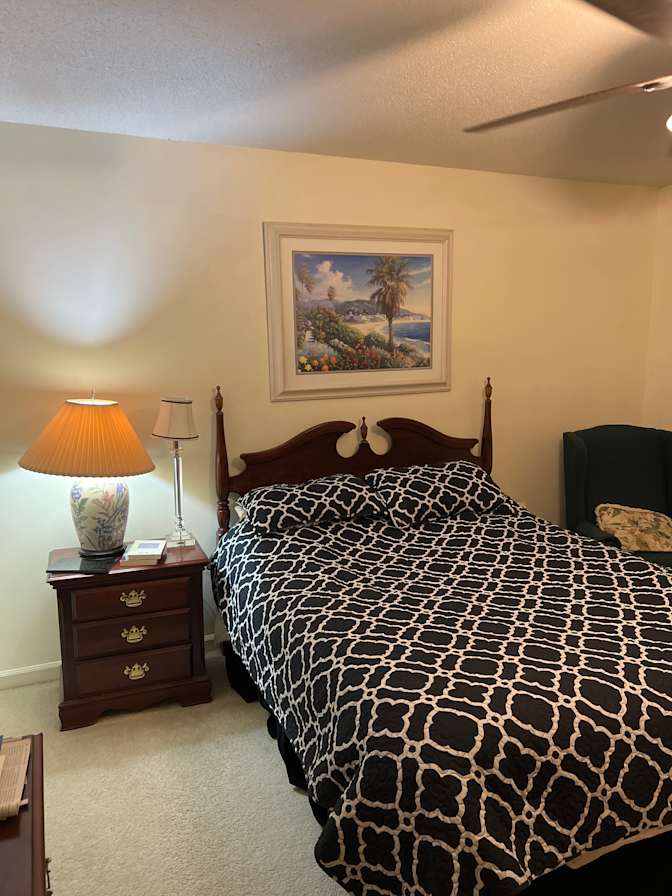 Ken's room