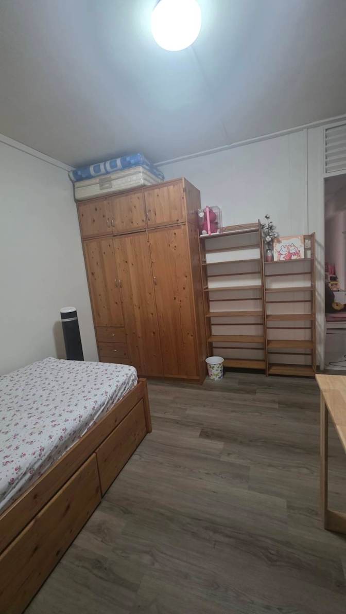 Michael CK and Wie's room