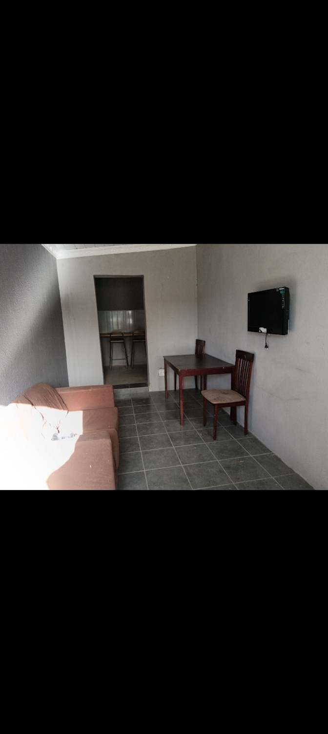 Muneer's room