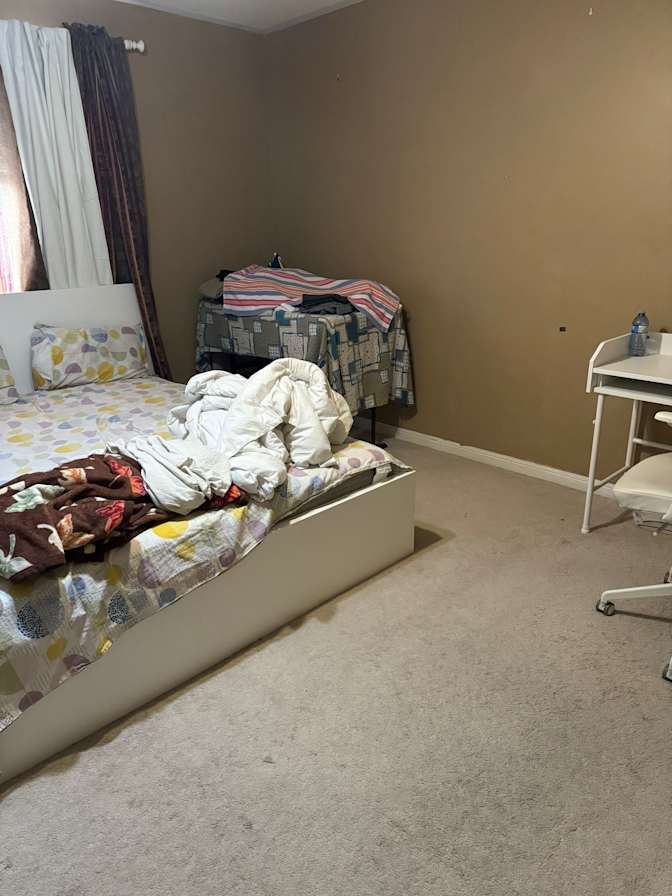 rahul mehra's room