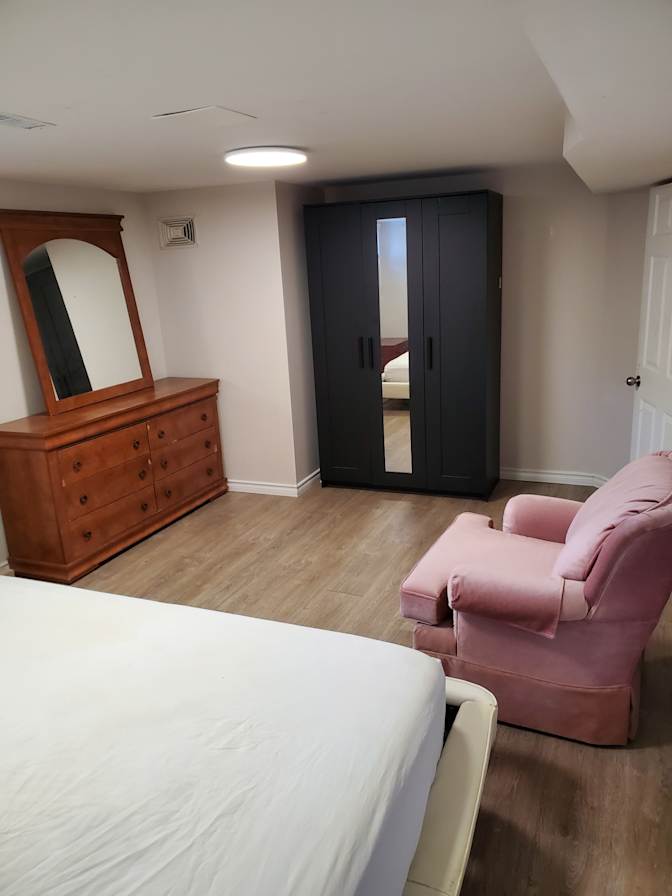 Kenny Dale's room