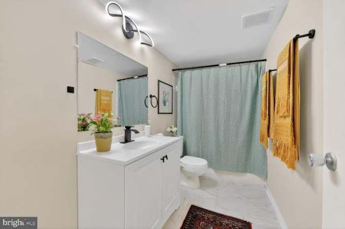 Yash Jain's room