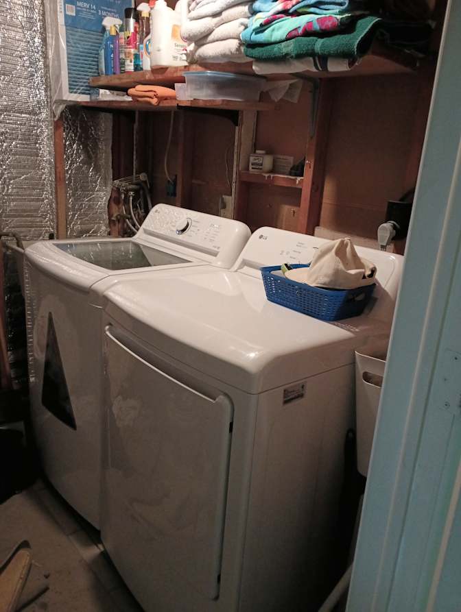 Thomas's room