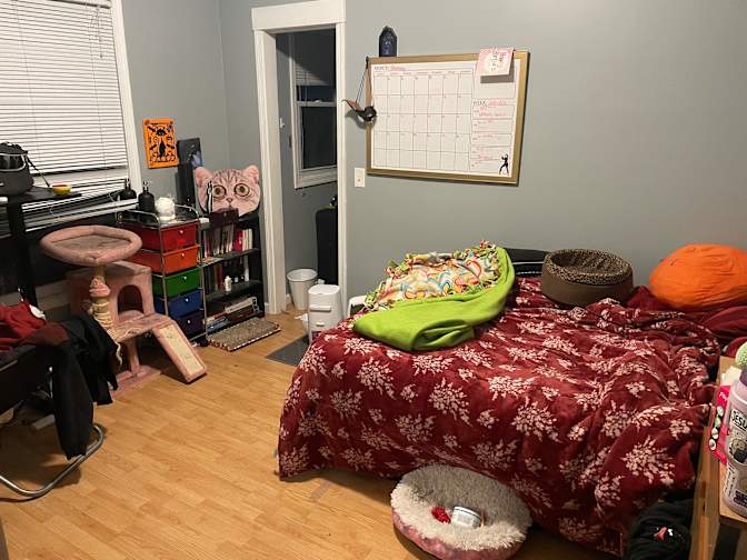 Victoria's room
