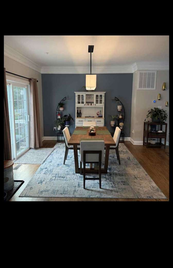 ANTONIO's room