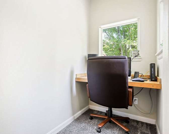 Oyin's room