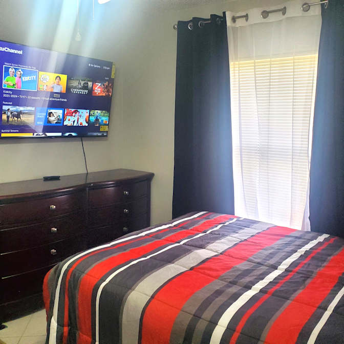 Jason Bryan, Realtor's room