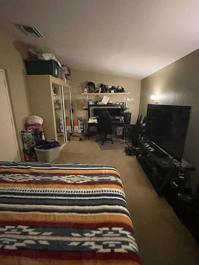 Lyz Walsh's room