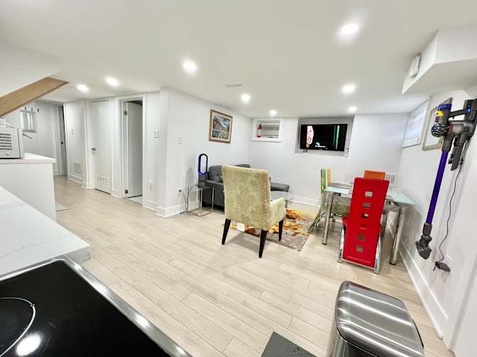 Mark Kay's room