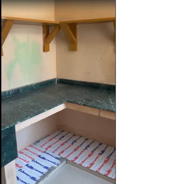 sarika Gupta's room
