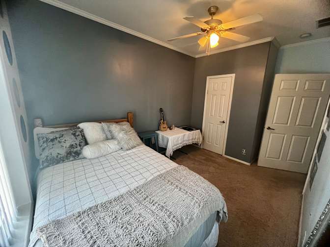 JL's room