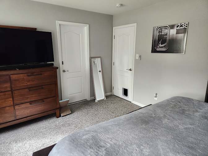 Robert's room