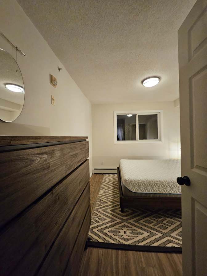 Darren's room