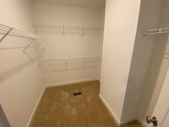 Alcove Rooms's room