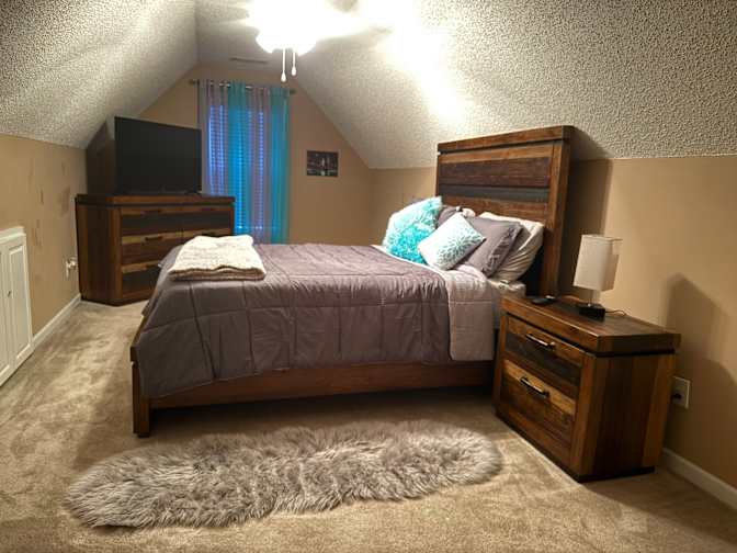 Bernadette's room