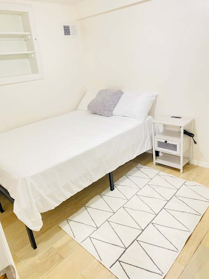 EAST COAST's room
