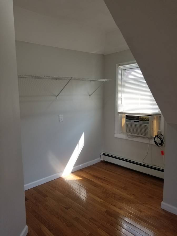 D's room