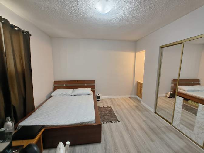 Asif's room