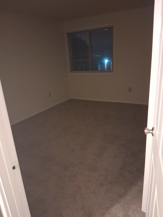 Dee's room