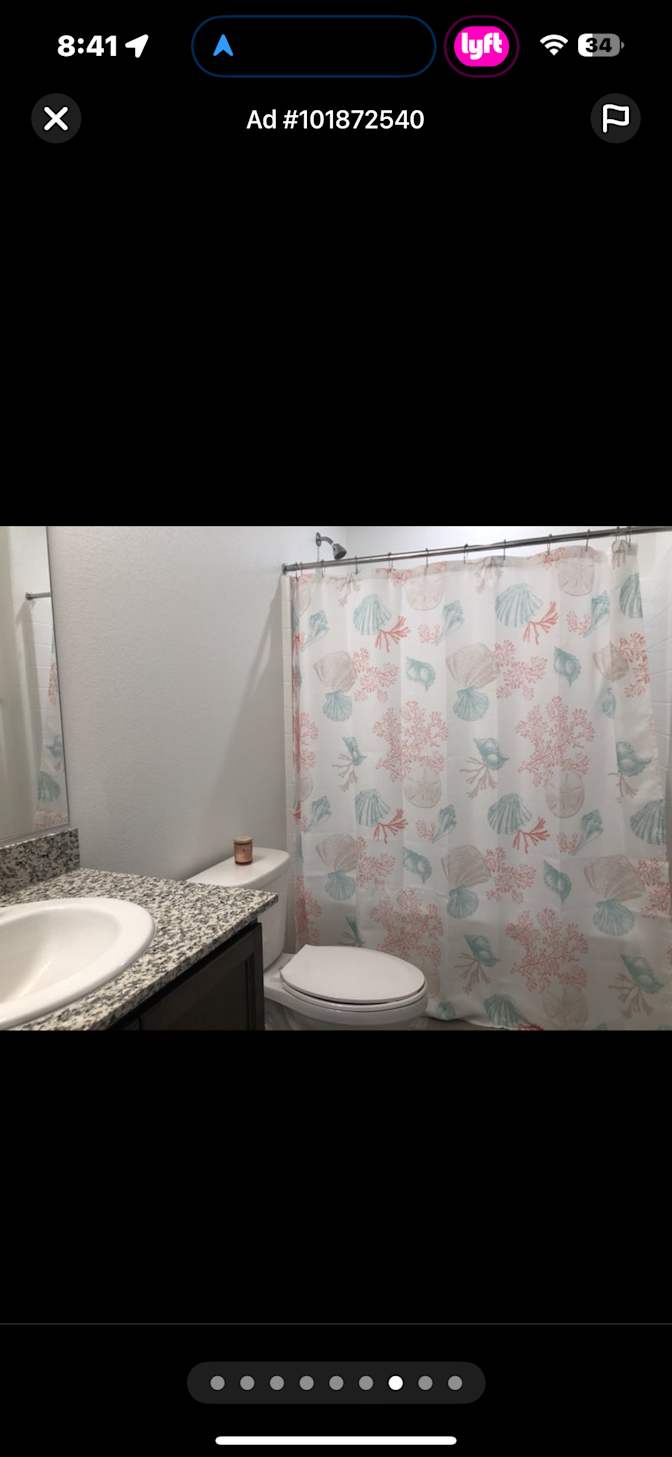 Damien D's room