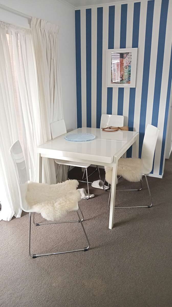 Lee's room