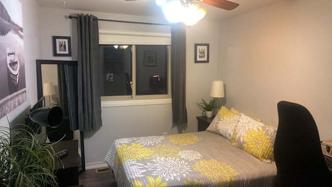 Shelly's room