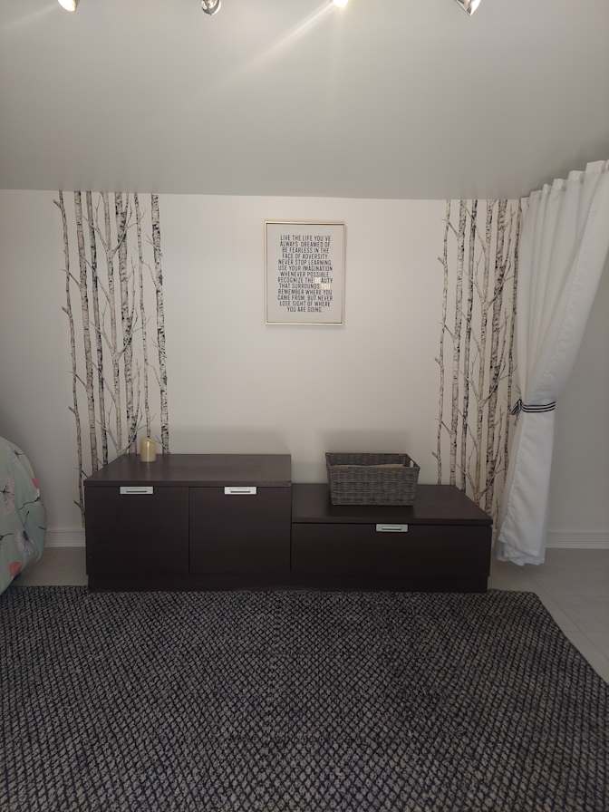 Victoria's room