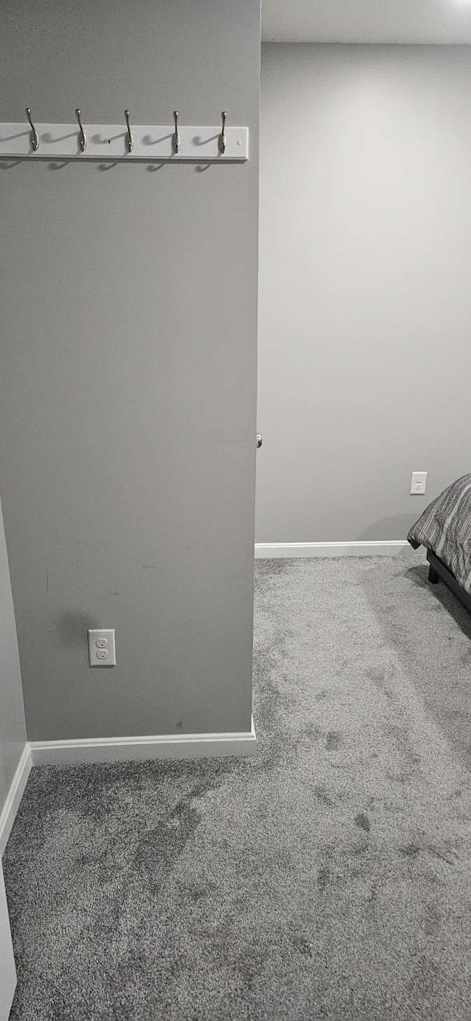 Jamal's room