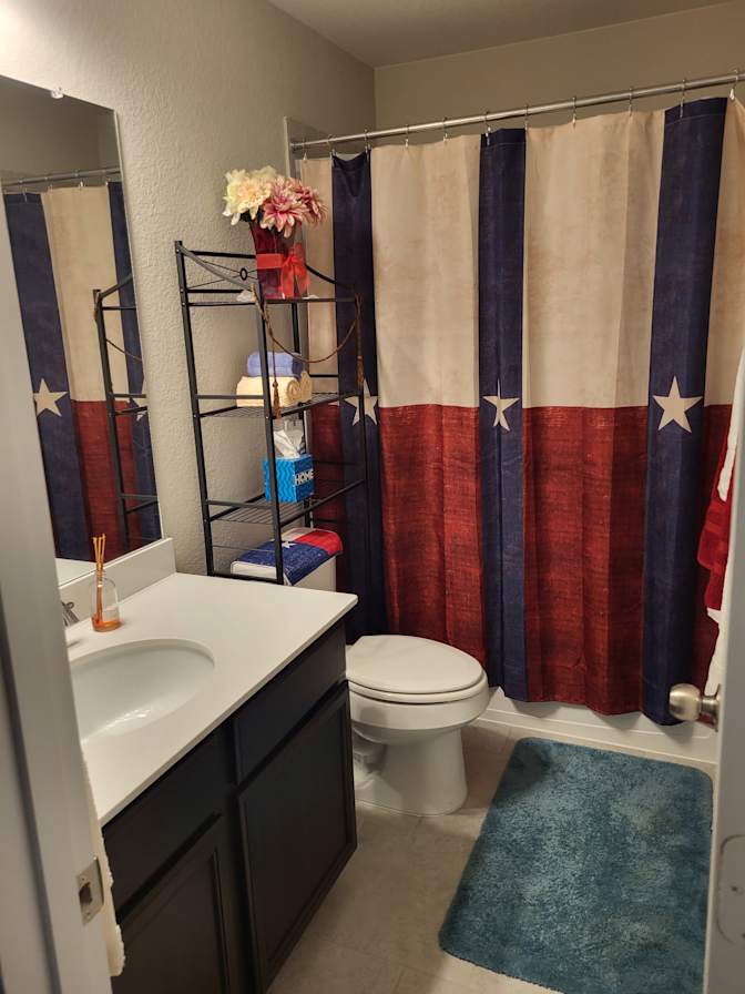 Jennifer's room