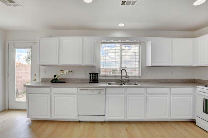 Summerlin Room for Rent (Furnished)'s room
