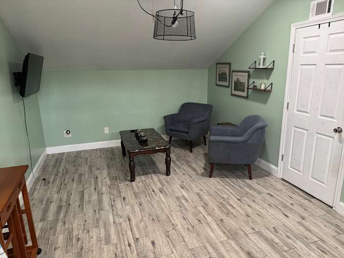 Deavin's room