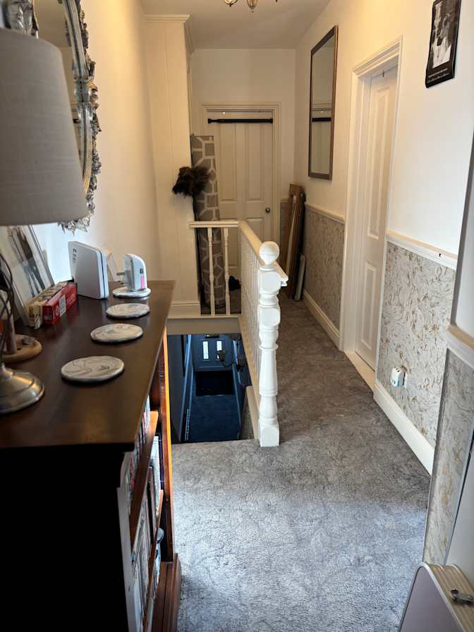 Newly furnished and decorated's room